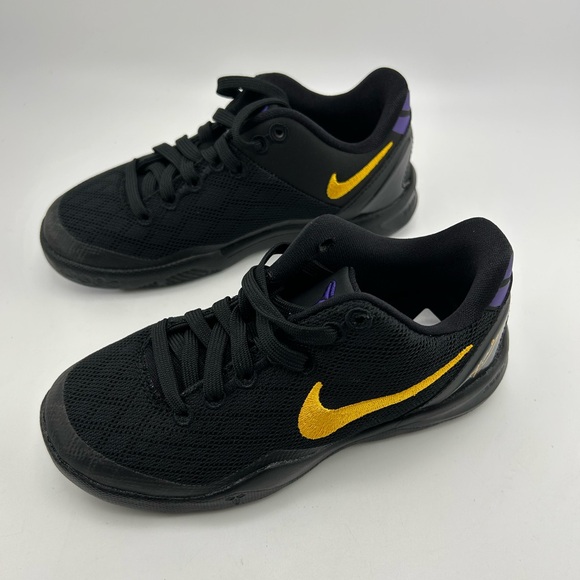 KOBE VIII (PS) BLACK/UNIVERSITY GOLS-WHITE NOIR Size 11 C FN0267 002 - Picture 1 of 9